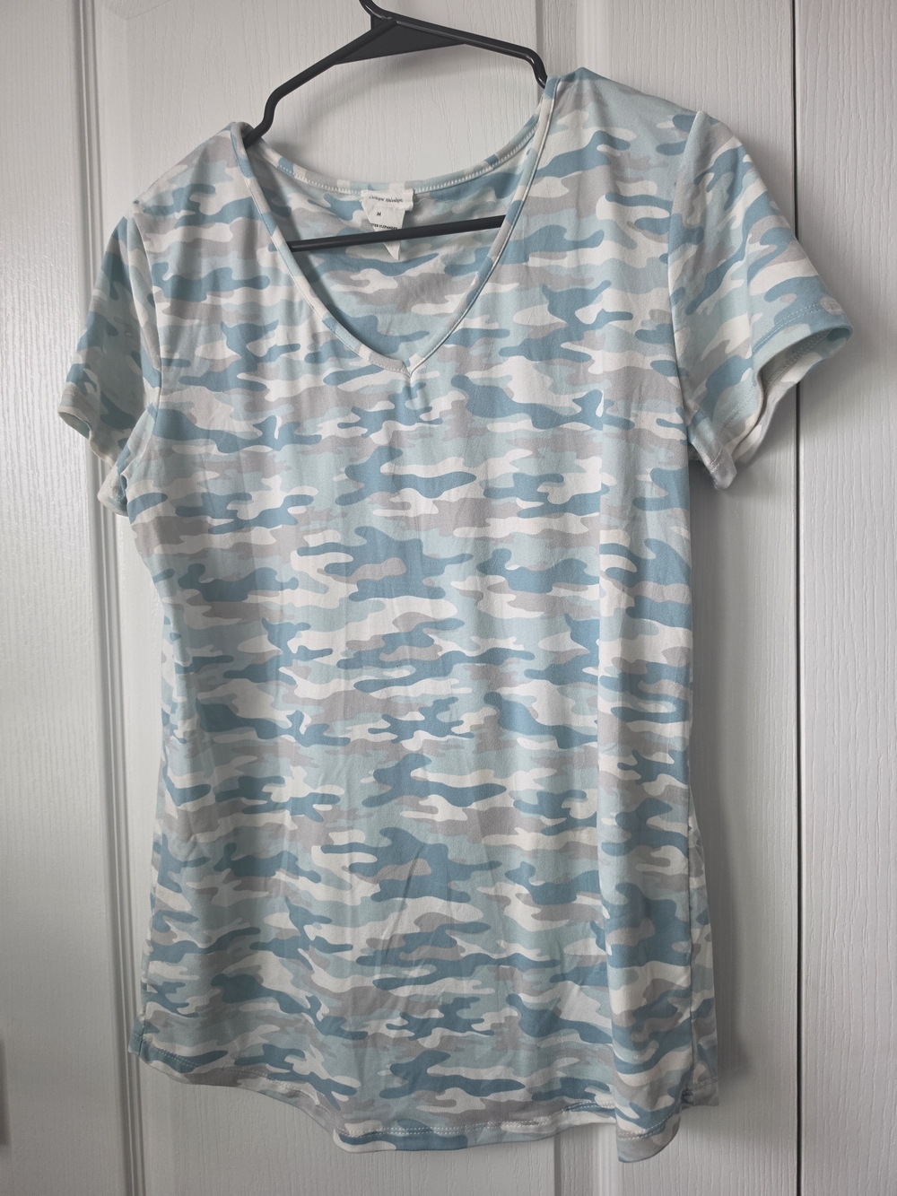 Catherine Malandrino Light Blue and White Camo V-Neck Short Sleeve Top